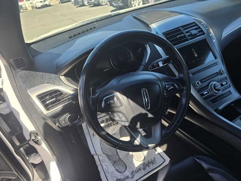 Used 2019 Lincoln MKZ Premiere image 29