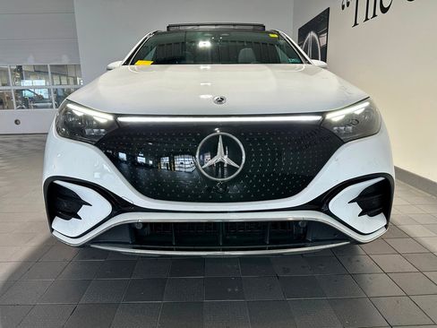 Used 2023 Mercedes-Benz EQE 500 4MATIC SUV image 2