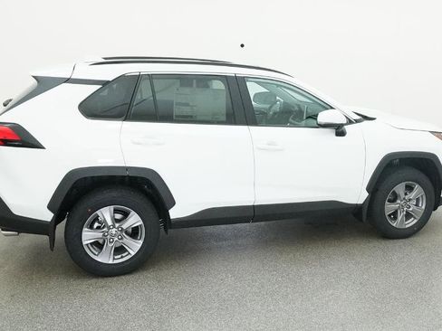 New 2025 Toyota RAV4 XLE image 13