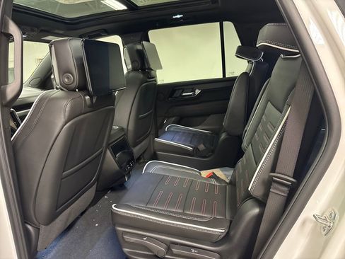 New 2026 GMC Yukon AT4 Ultimate AWD/4WD image 33