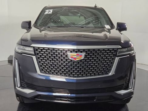 Used 2023 Cadillac Escalade Luxury image 8
