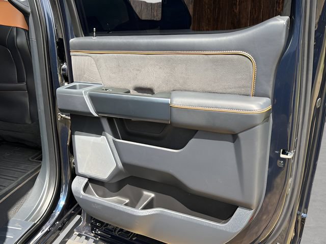 Used 2024 Ford F350 Platinum w/ Tremor Off-Road Package AWD/4WD image 11