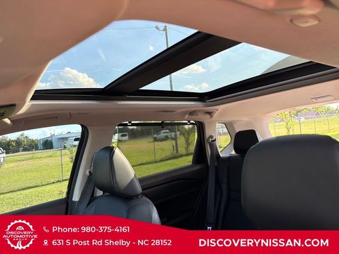 Certified 2023 Nissan Rogue SV w/ SV Premium Package FWD image 31