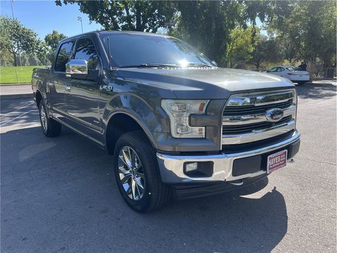 Used 2017 Ford F150 Lariat w/ Equipment Group 502A Luxury AWD/4WD image 1