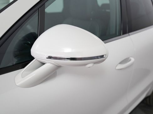 New 2026 Porsche Macan S image 27