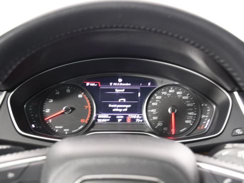 Used 2019 Audi Q5 Premium w/ Convenience Package AWD/4WD image 31