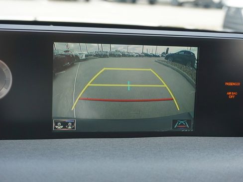 Certified 2020 Lexus UX 200 w/ Premium Package image 17