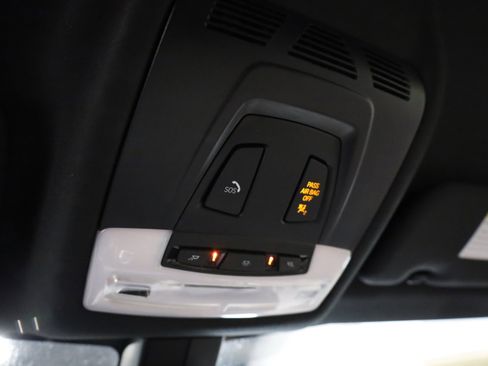 Used 2015 BMW i8 image 37