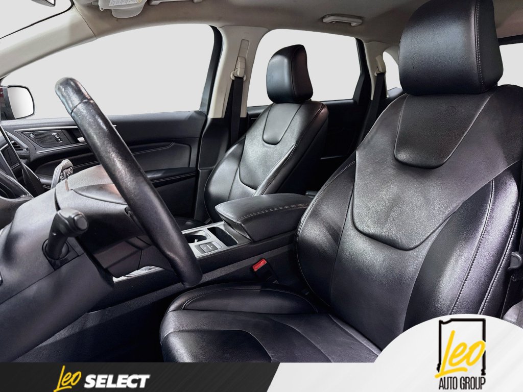Used 2022 Ford Edge Titanium AWD/4WD image 23