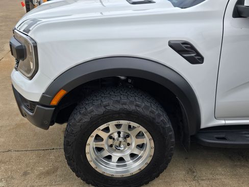 Certified 2024 Ford Ranger Raptor AWD/4WD image 8
