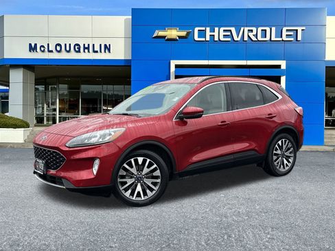 Used 2020 Ford Escape Titanium image 1