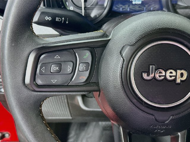 Used 2024 Jeep Wrangler Unlimited AWD/4WD image 21
