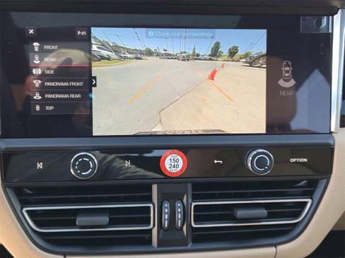 New 2025 Porsche Macan image 25