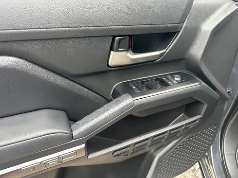 Used 2025 Toyota Tacoma TRD Sport AWD/4WD image 11
