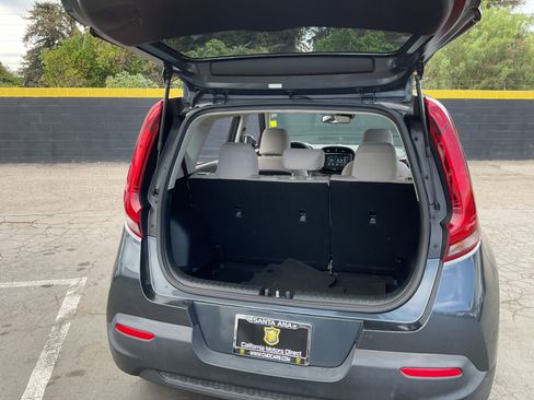 Used 2020 Kia Soul S FWD image 26