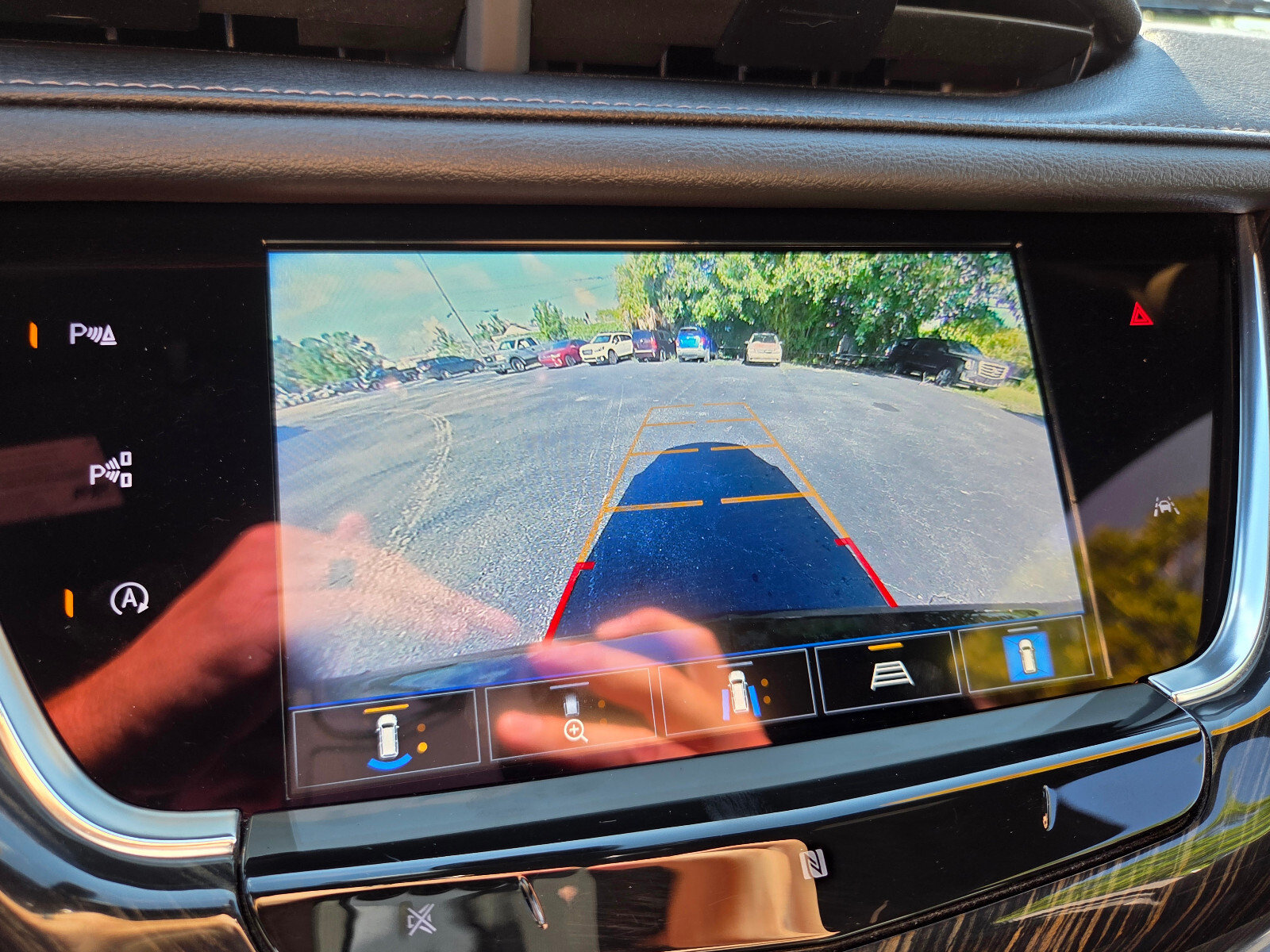 Used 2021 Cadillac XT6 Premium Luxury FWD image 28