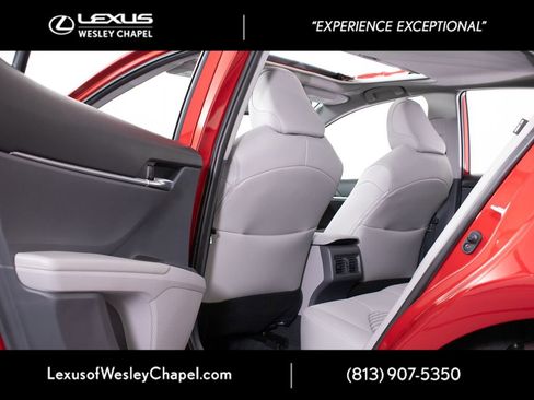 Used 2023 Toyota Camry SE w/ Cold Weather Package FWD image 20