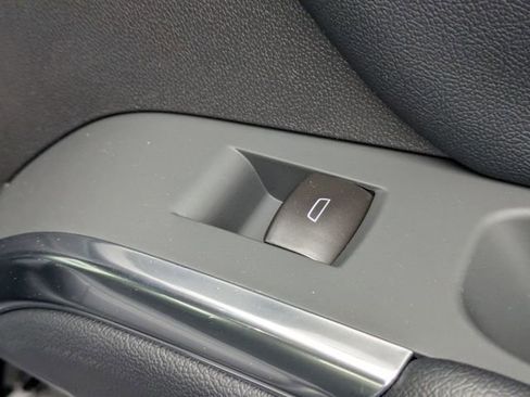 New 2026 Chevrolet Traverse LT FWD image 35