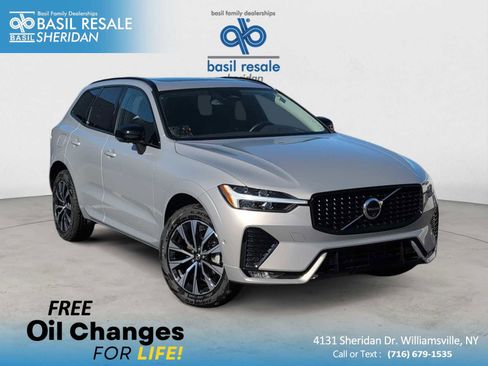 Used 2025 Volvo XC60 B5 Plus image 1