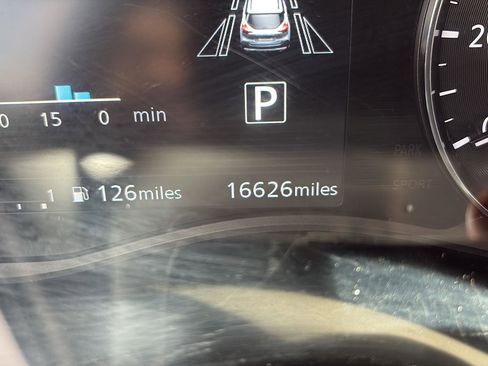 Used 2024 Nissan Kicks SR w/ SR Premium Package image 16