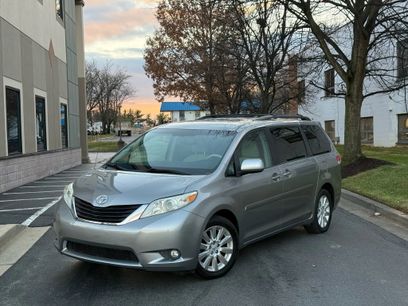 Used 2013 Toyota Sienna LE