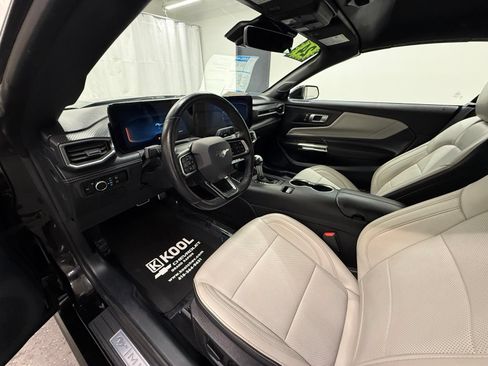 Used 2024 Ford Mustang Premium RWD image 11