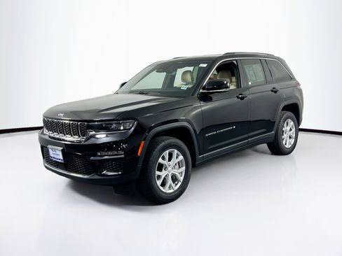 Used 2023 Jeep Grand Cherokee Limited image 1