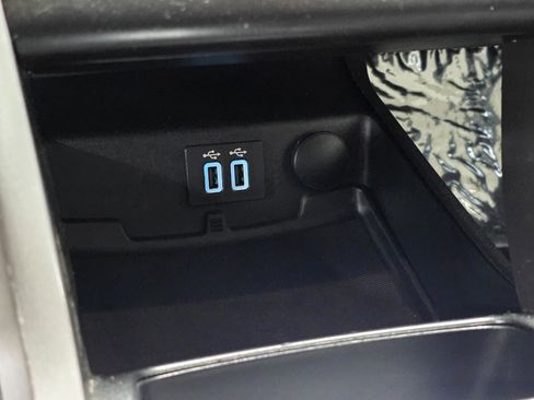 Used 2019 Ford Fusion SE image 31