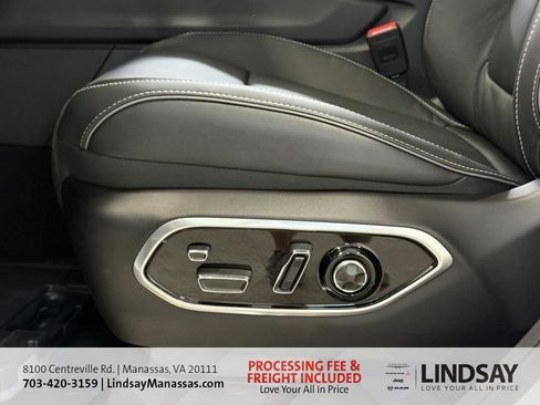 New 2025 Jeep Grand Cherokee Overland w/ Adv Protech Group III AWD/4WD image 23