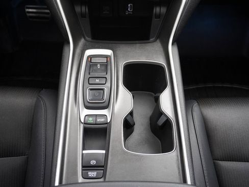 Used 2019 Honda Accord Sport image 15