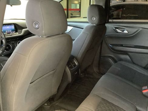 Used 2020 Chevrolet Blazer LT image 19