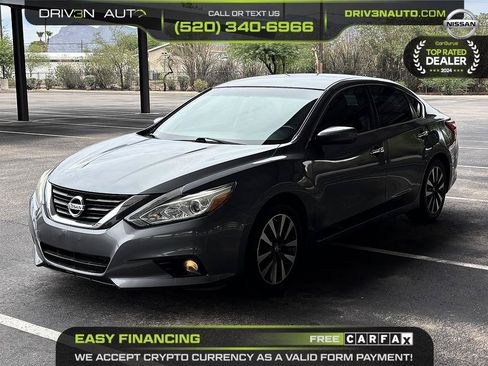 Used 2017 Nissan Altima 2.5 SV FWD image 3