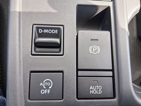 New 2026 Nissan Sentra SR w/ SR Premium Package FWD image 20