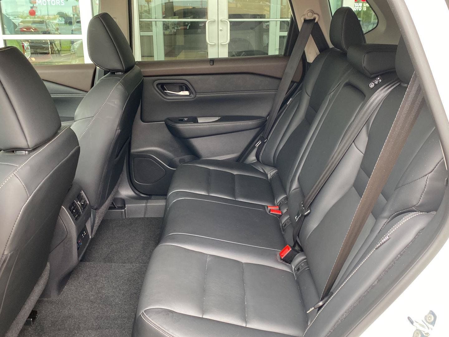 Certified 2023 Nissan Rogue SL w/ SL Premium Package AWD/4WD image 18