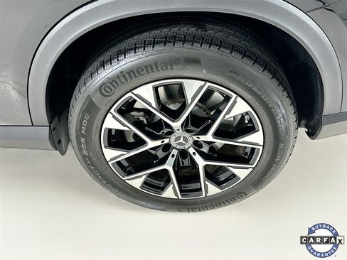 Used 2025 Mercedes-Benz GLC 350e 4MATIC image 33