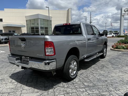 Used 2024 RAM 2500 Big Horn AWD/4WD image 7