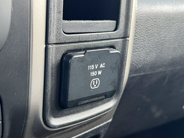 Used 2014 RAM 1500 Outdoorsman AWD/4WD image 27