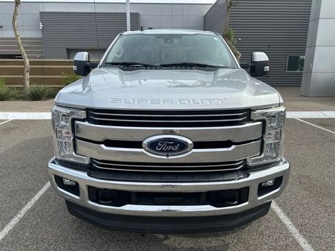 Used 2019 Ford F250 Lariat w/ Lariat Ultimate Package AWD/4WD image 11