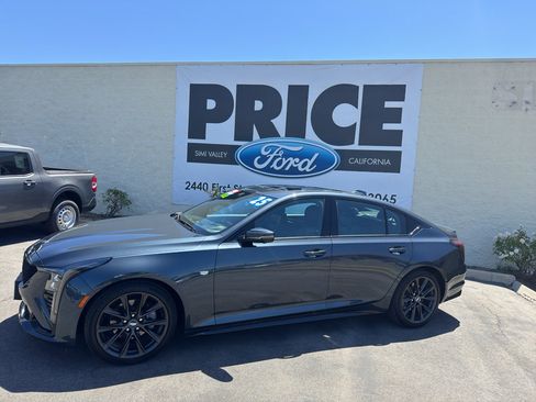 Used 2025 Cadillac CT5 Sport RWD image 2
