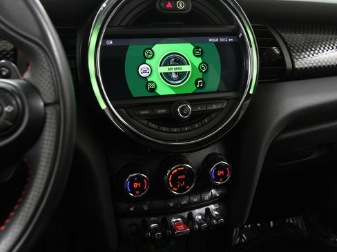 Used 2020 MINI Cooper S image 9