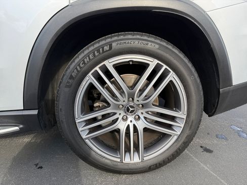 Used 2020 Mercedes-Benz GLS 450 4MATIC image 26