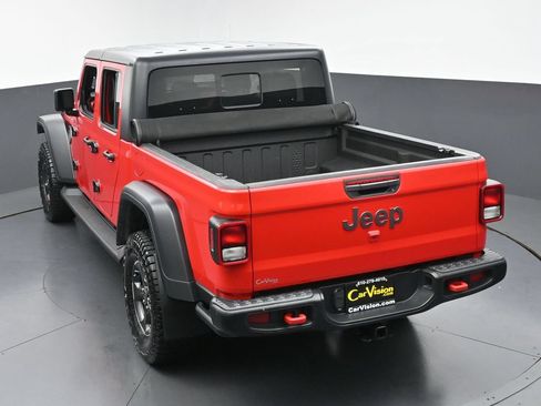 Used 2021 Jeep Gladiator Rubicon w/ Cold Weather Group AWD/4WD image 39