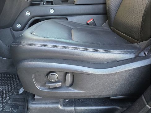 Used 2023 Land Rover Defender 110 75th Limited Edition image 23