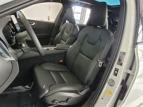New 2026 Volvo XC60 B5 Ultra w/ Protection Package Premier image 7