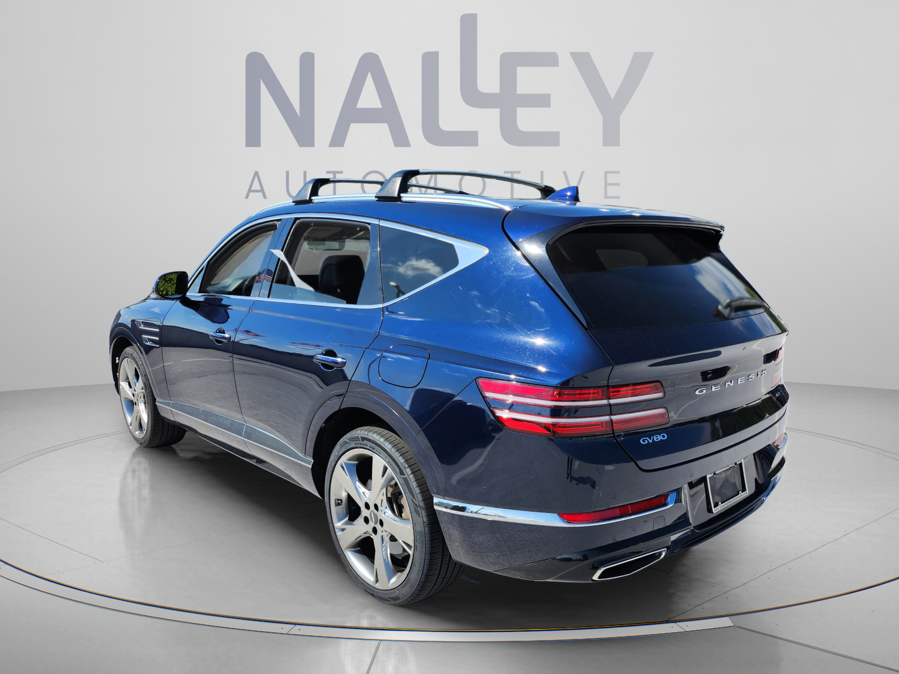 Used 2022 Genesis GV80 2.5T w/ Prestige Package 04 AWD/4WD image 3