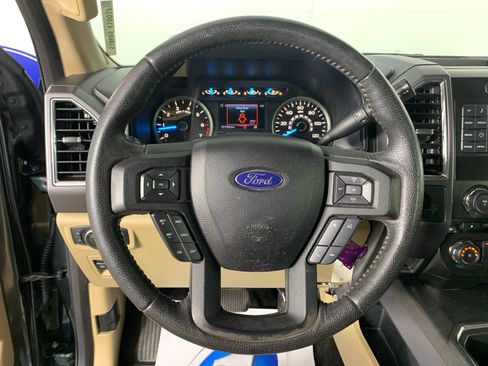 Used 2015 Ford F150 XLT w/ Equipment Group 301A Mid RWD image 19