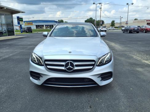 Used 2019 Mercedes-Benz E 450 4MATIC Sedan image 2
