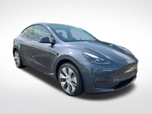 Used 2023 Tesla Model Y Long Range AWD/4WD image 15