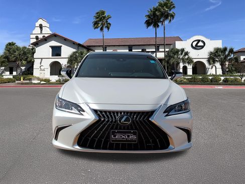 Used 2024 Lexus ES 350 w/ Premium Package FWD image 6