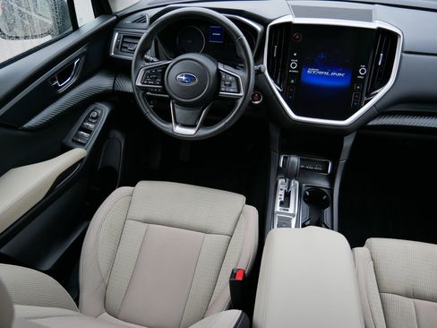 Certified 2023 Subaru Ascent Premium w/ Convenience Package image 9